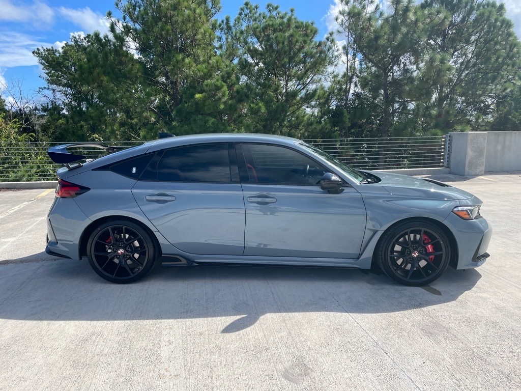 2025 Honda Civic Type R photo 8