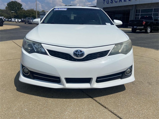 2013 Toyota Camry SE photo 4