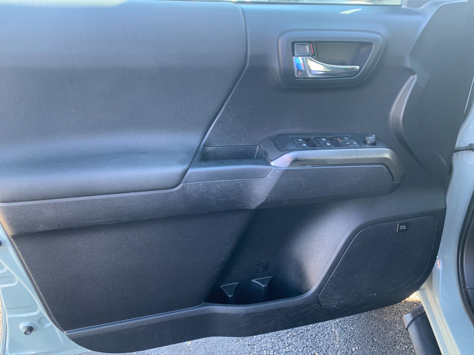 2021 Toyota Tacoma TRD Pro photo 10