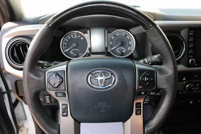 2020 Toyota Tacoma Limited photo 16