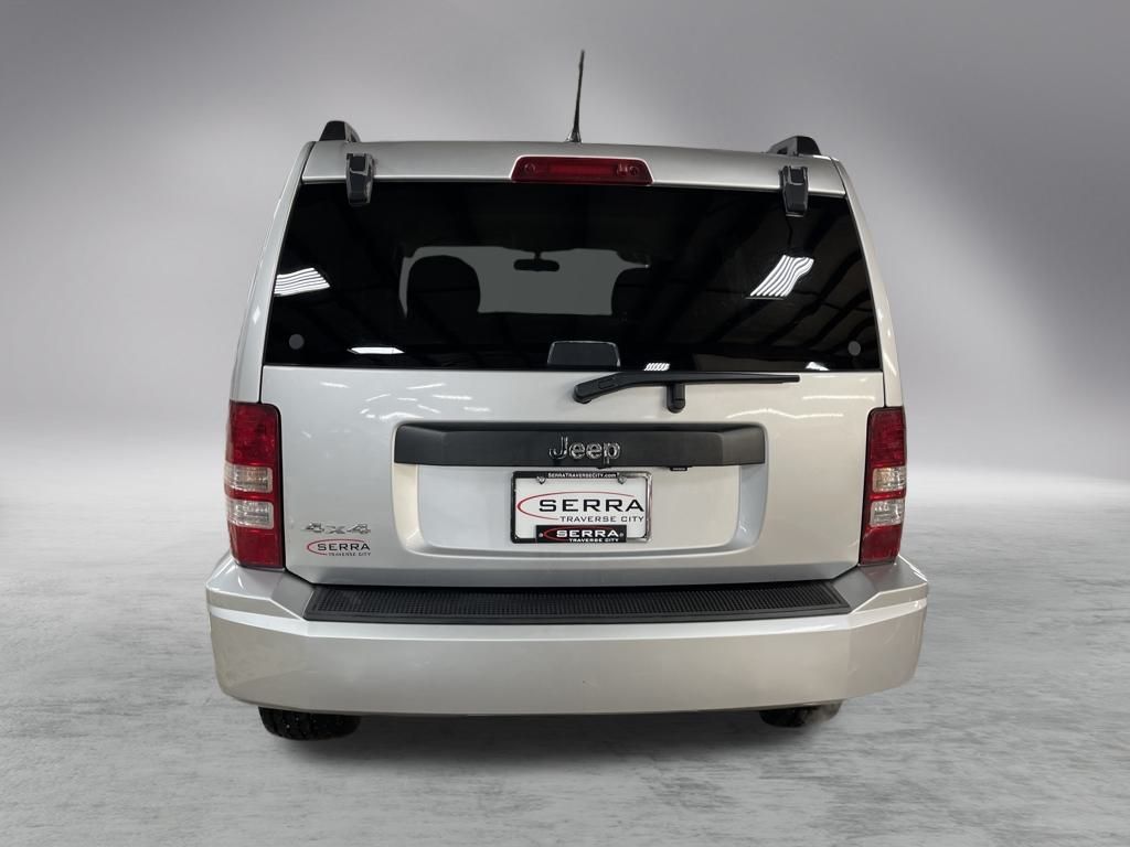 2012 Jeep Liberty Sport photo 4