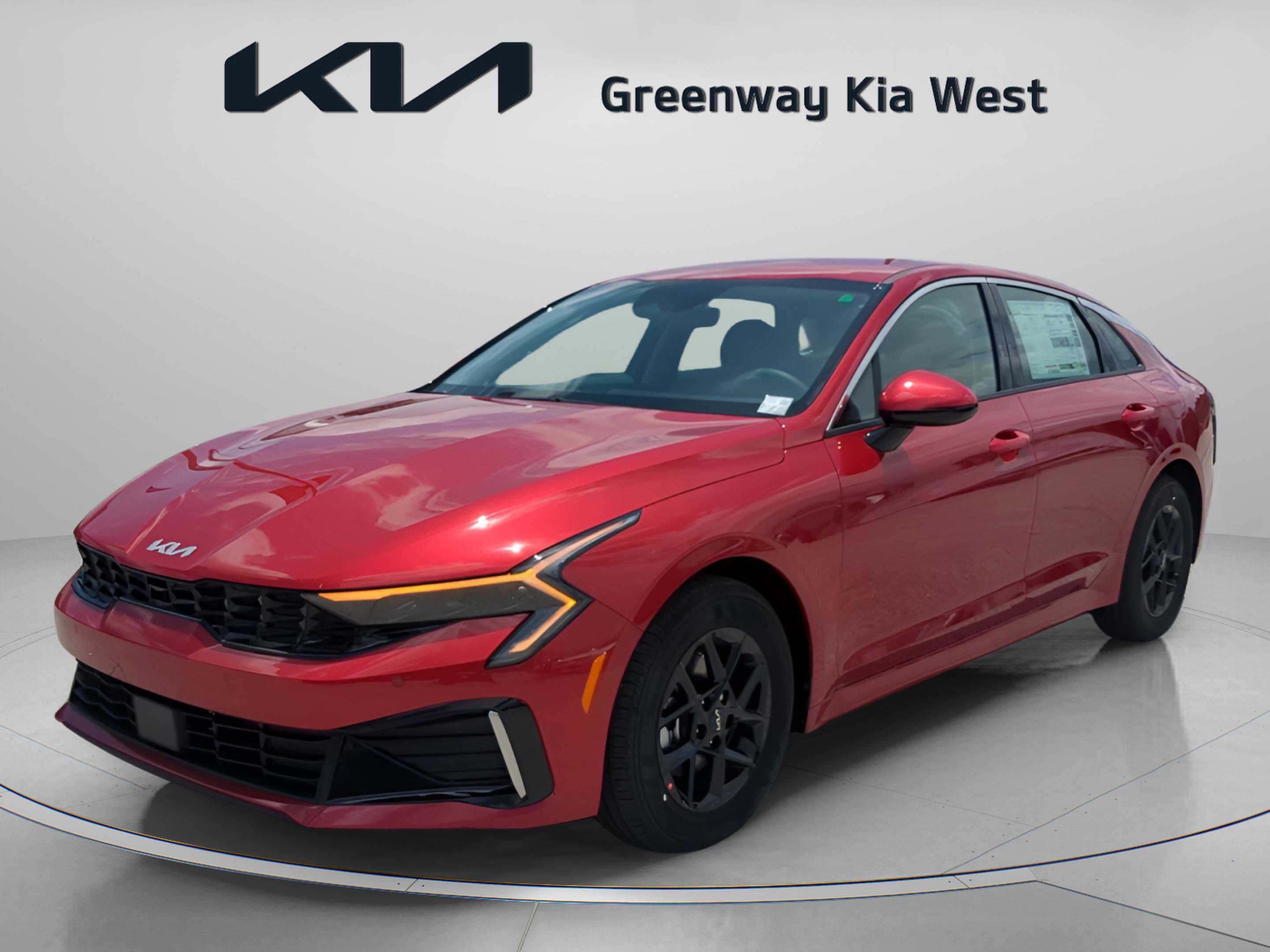 2025 Kia K5 LXS photo 4