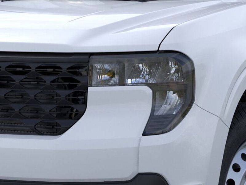 2025 Ford Maverick XL photo 14