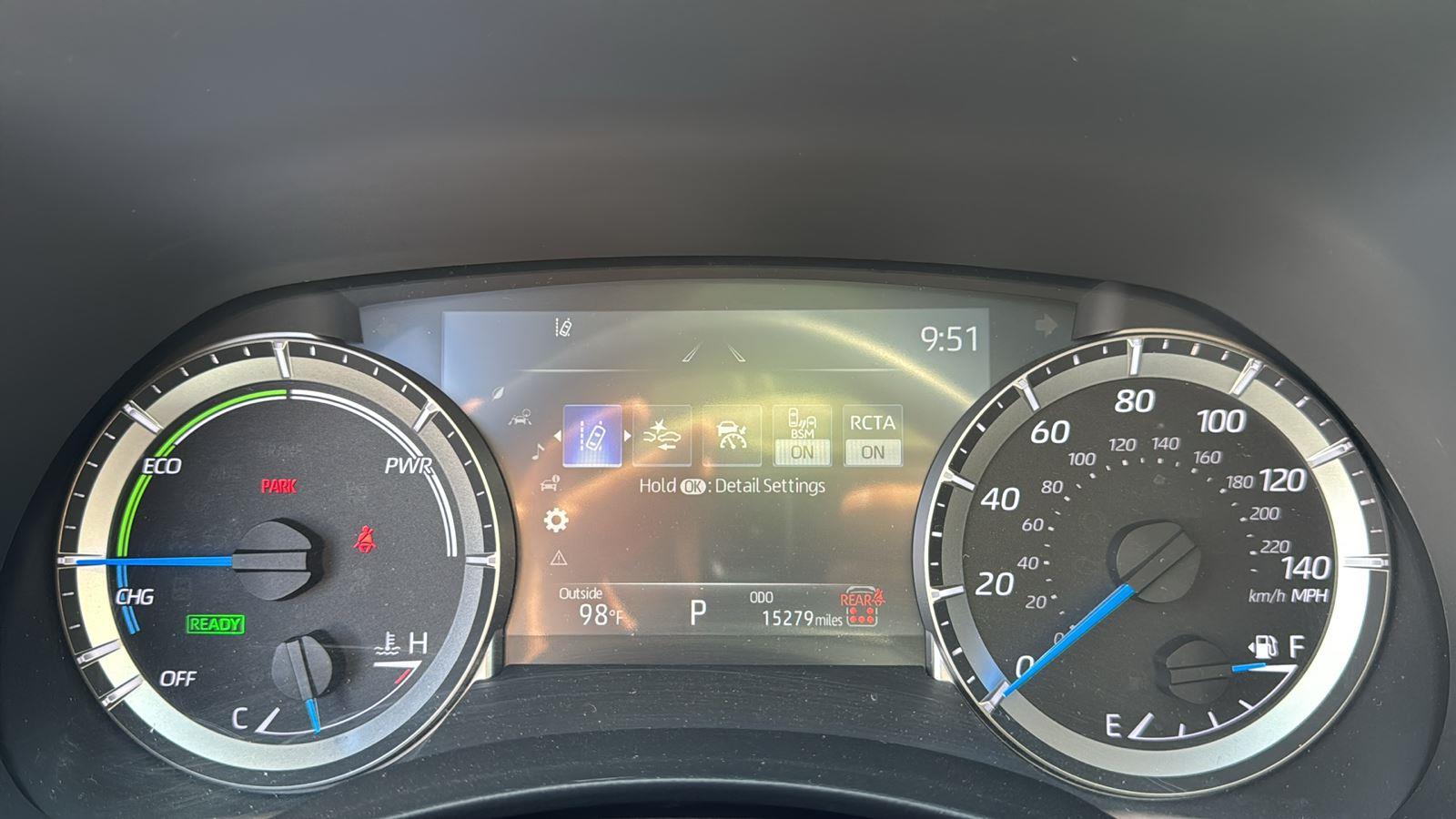 2024 Toyota Highlander Hybrid XLE photo 12