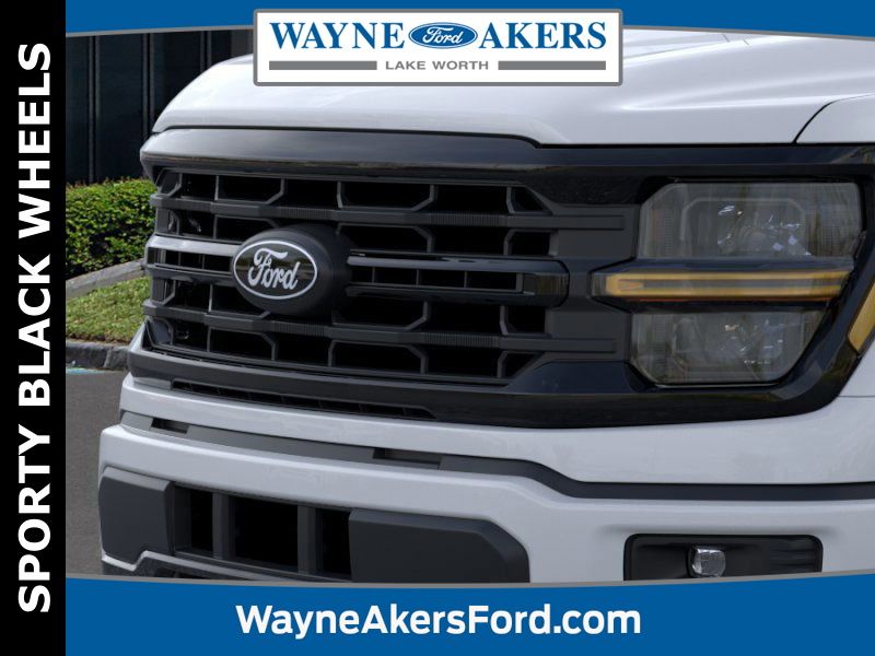 2025 Ford F-150 XLT photo 16