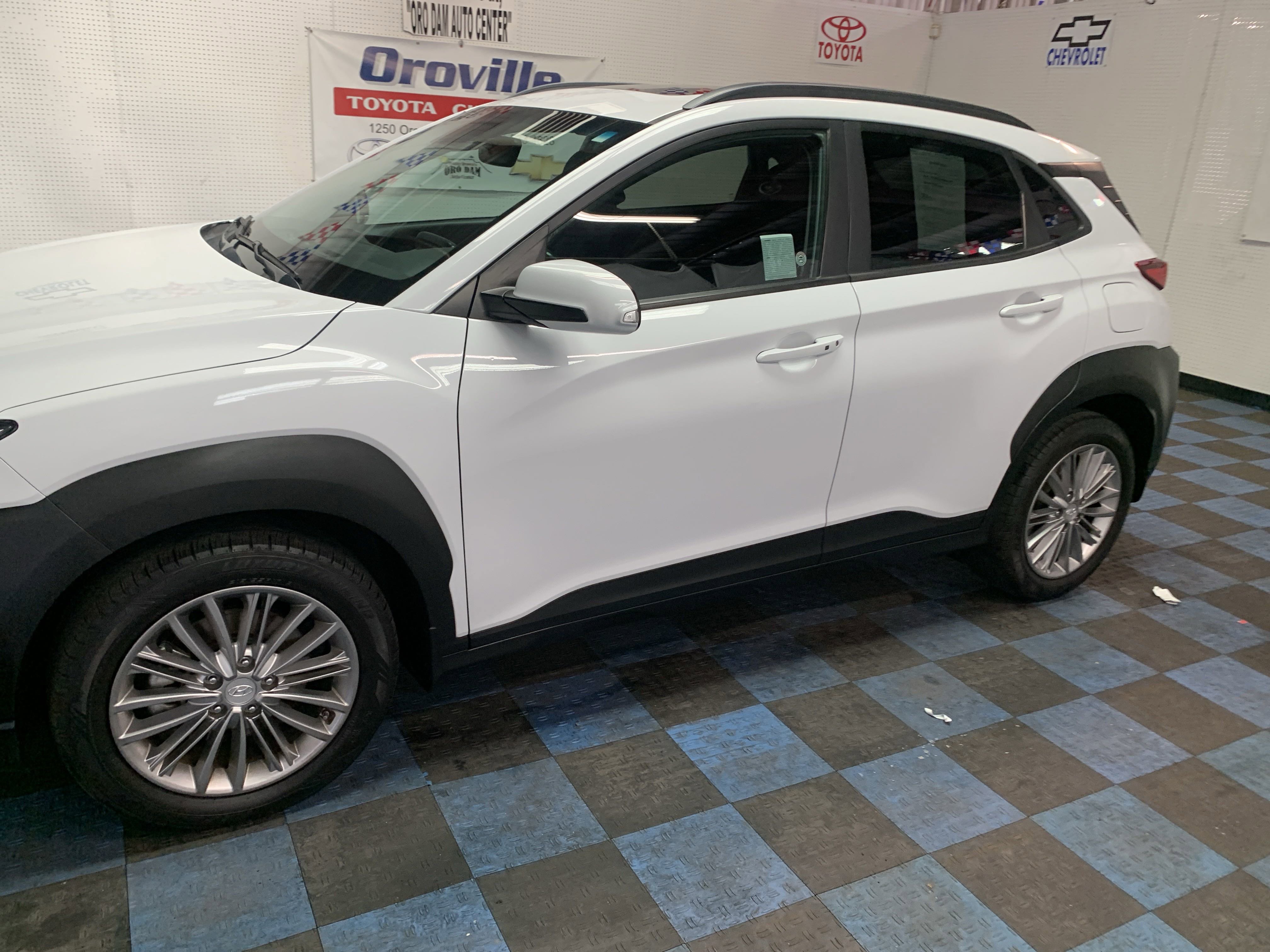 Used 2020 Hyundai Kona SEL Plus with VIN KM8K6CAA6LU555768 for sale in Oroville, CA