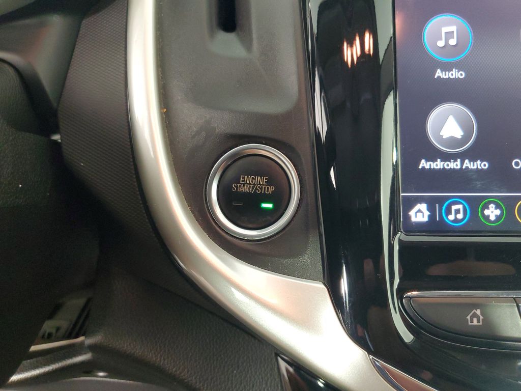 2018 Chevrolet Sonic LT photo 22