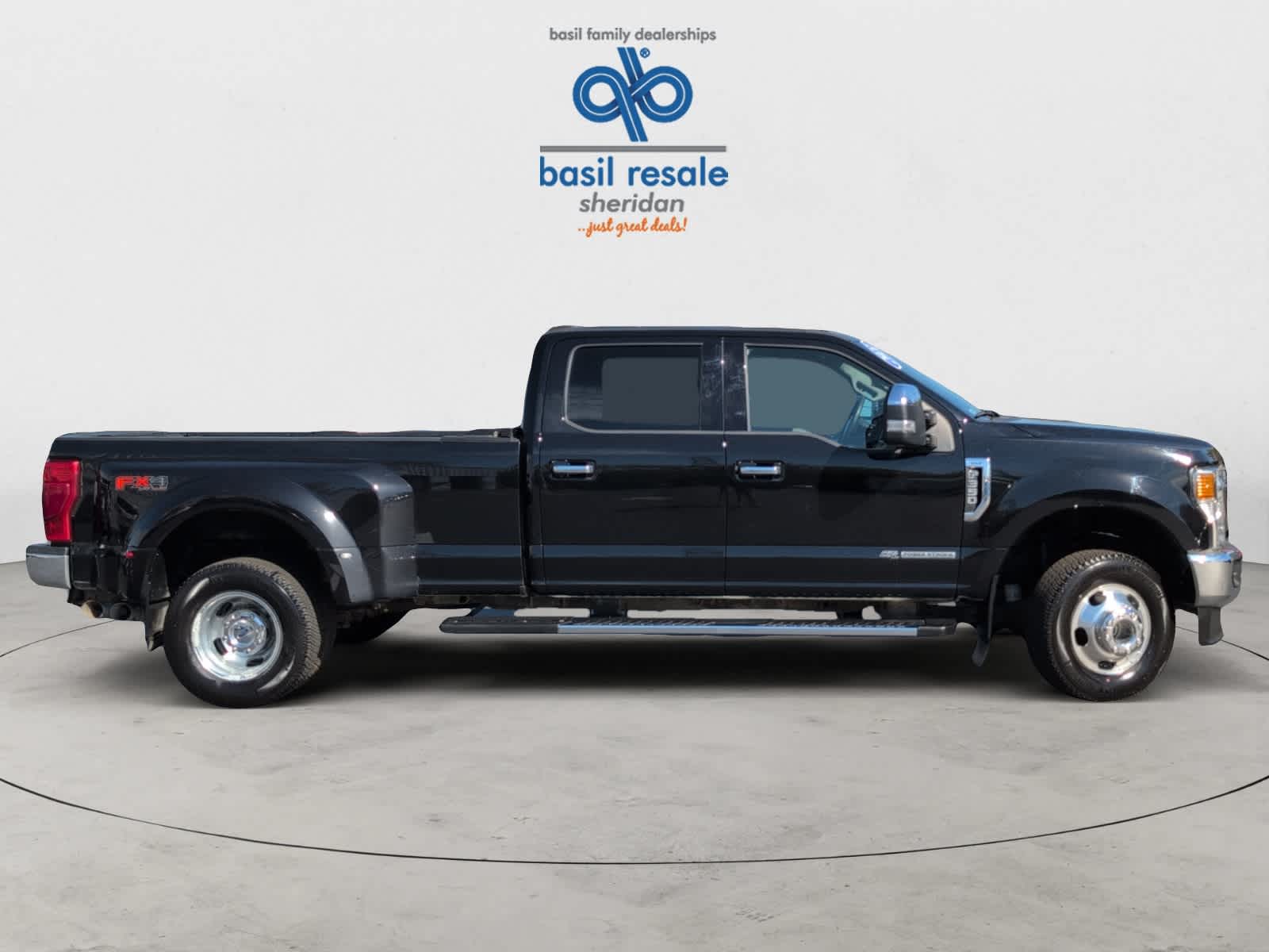 2021 Ford F-350 XLT photo 7