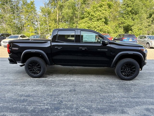 2026 Chevrolet Colorado Trail Boss photo 3