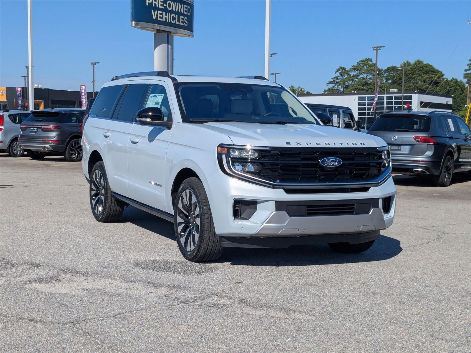 2025 Ford Expedition Platinum photo 3
