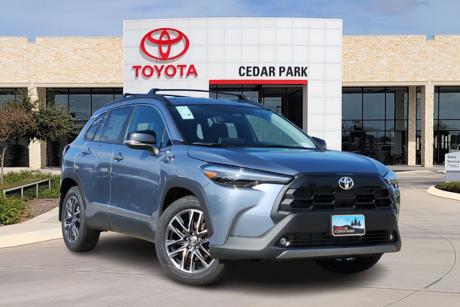 2026 Toyota Corolla Cross XLE's photo