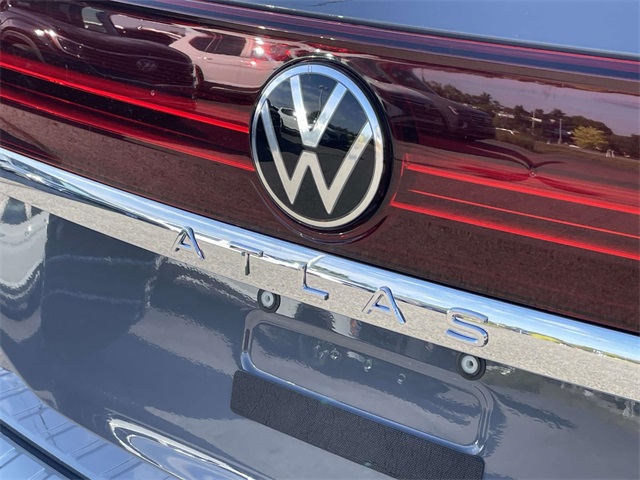 2026 Volkswagen Atlas SE Technology photo 13
