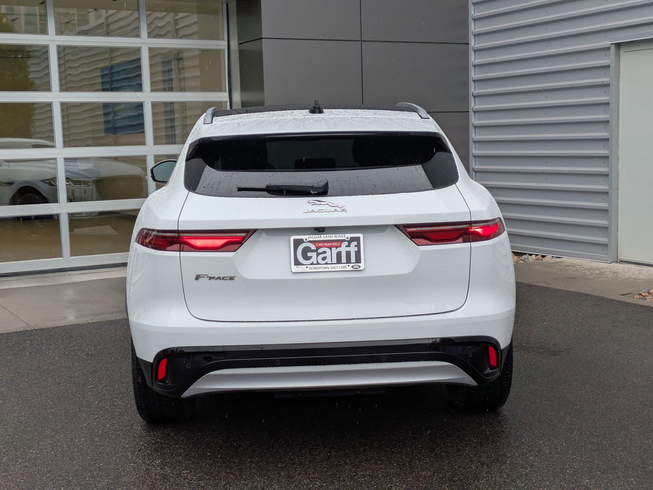2023 Jaguar F-PACE P250 S photo 4