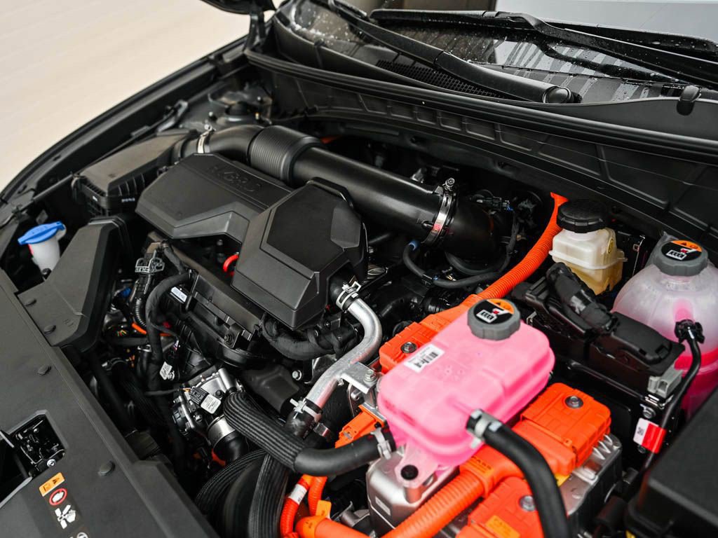 2026 Hyundai Tucson Hybrid SEL photo 4