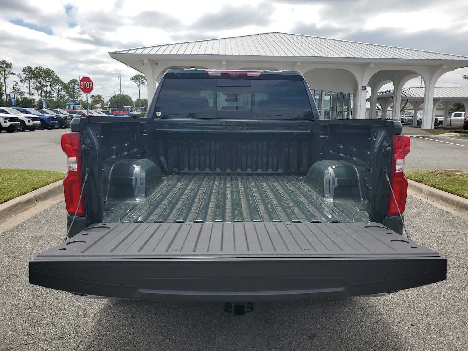 2025 Chevrolet Silverado 1500 LTZ photo 5