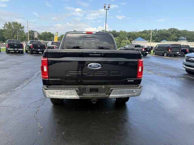 2023 Ford F-150 XLT photo 4