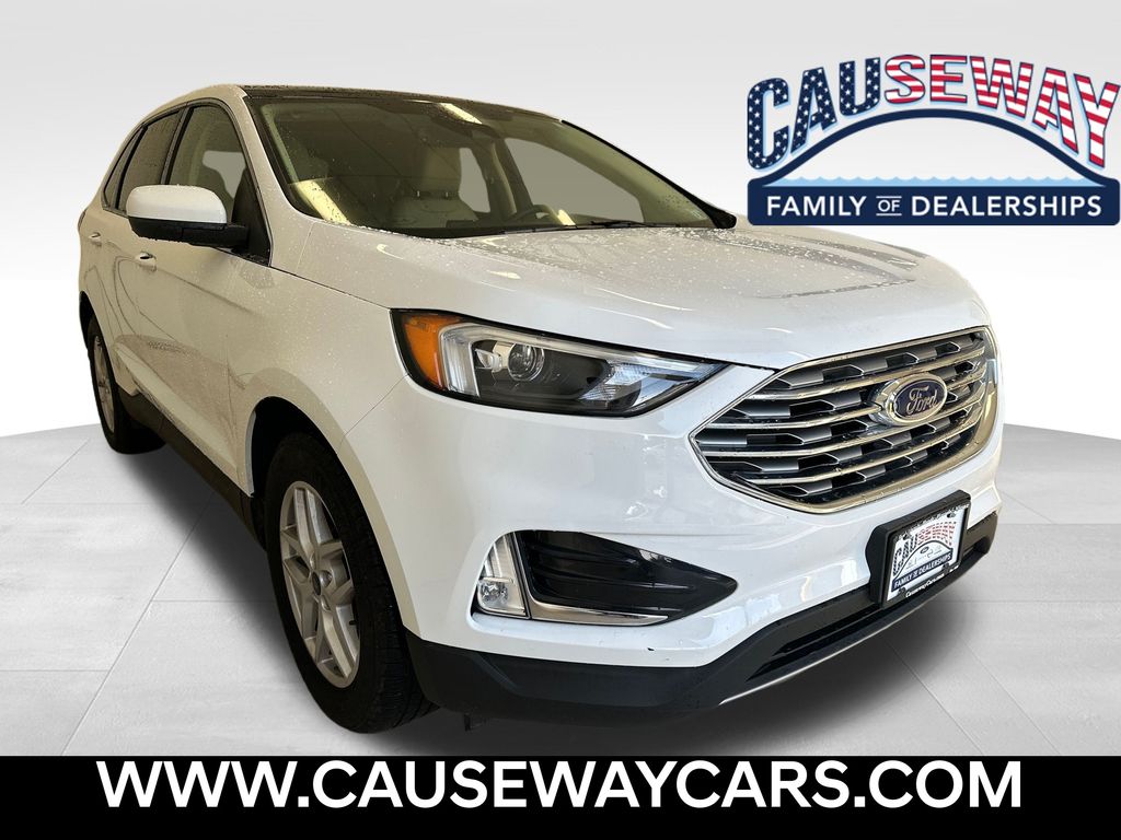2022 Ford Edge SEL's photo