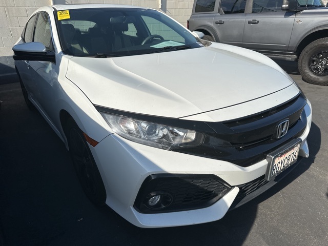 2018 Honda Civic Hatchback EX-L's photo