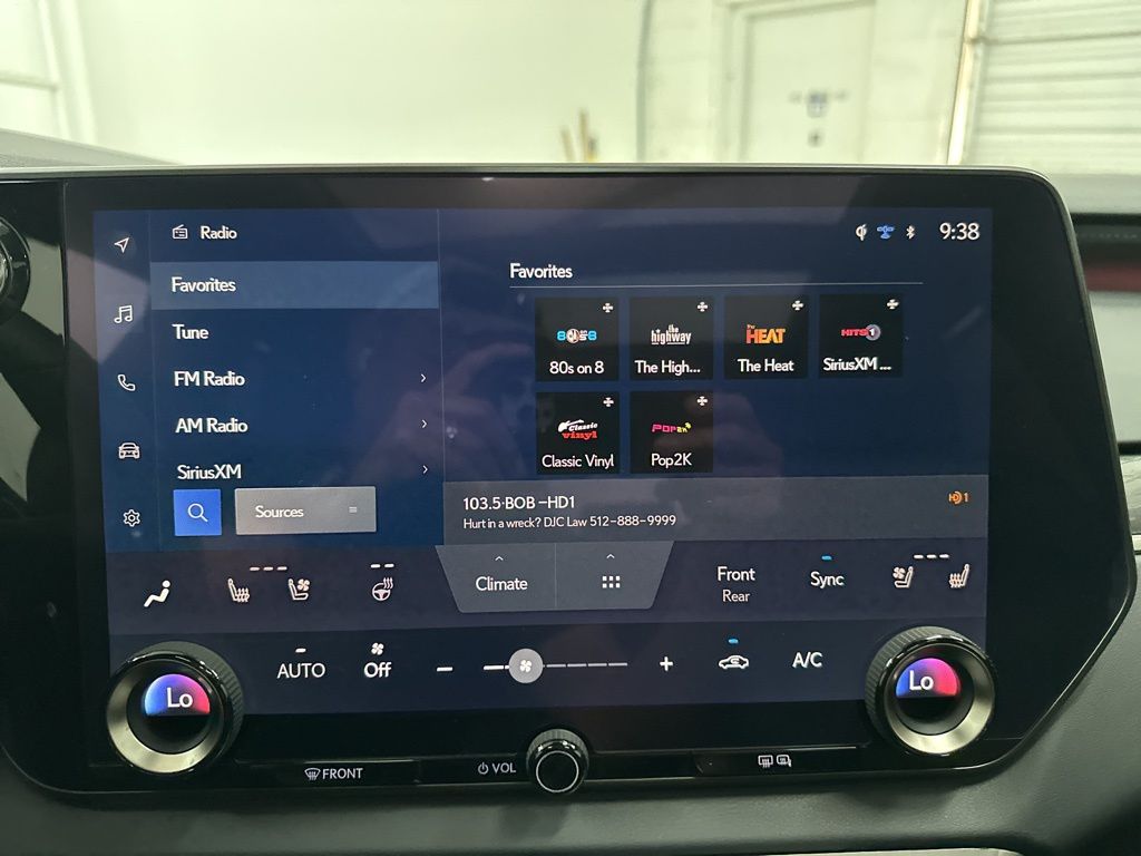 2024 Lexus RX 350 Luxury photo 11