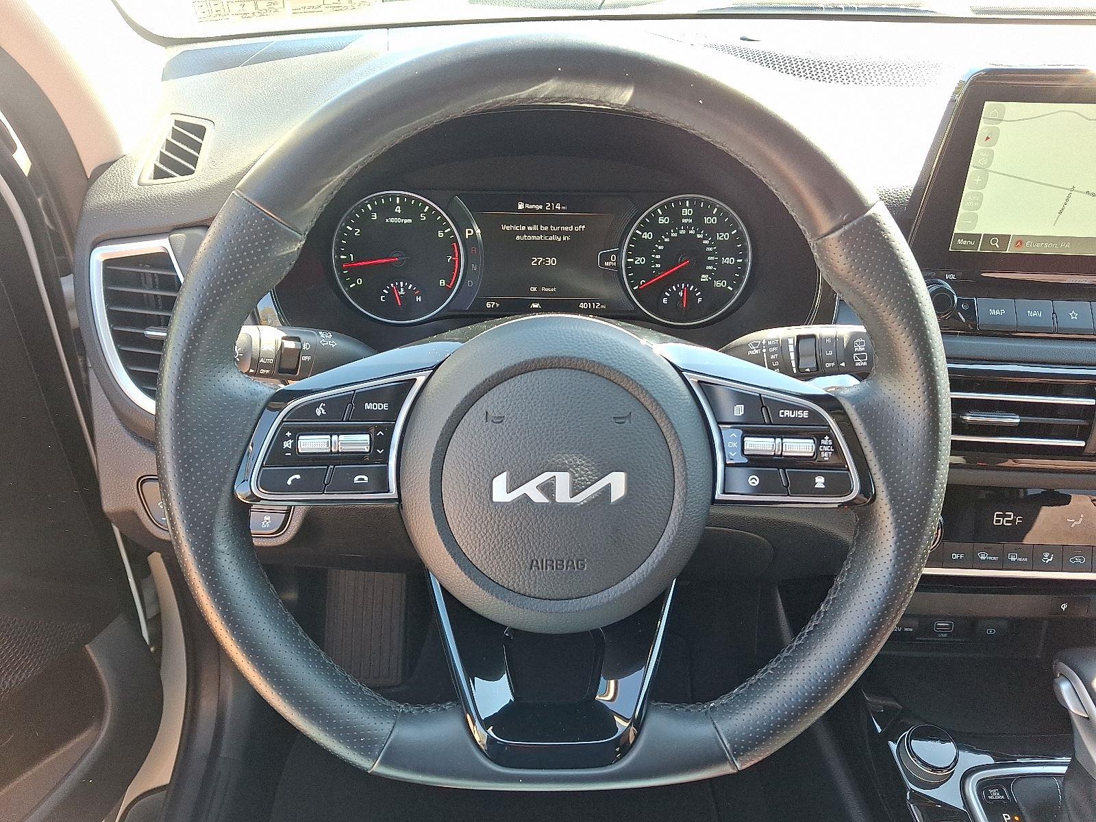 2023 Kia Seltos SX photo 18