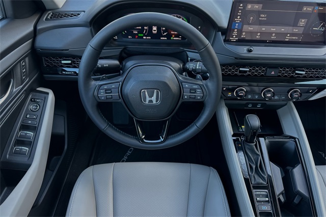 2025 Honda Accord Hybrid EX-L photo 9