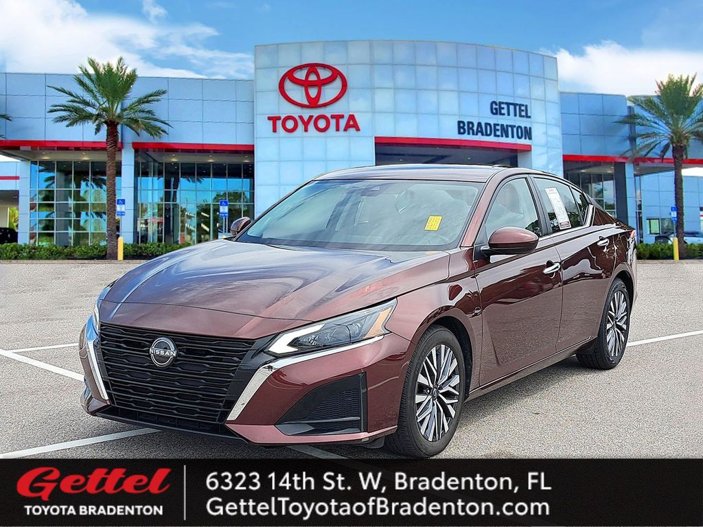 2023 Nissan Altima SV