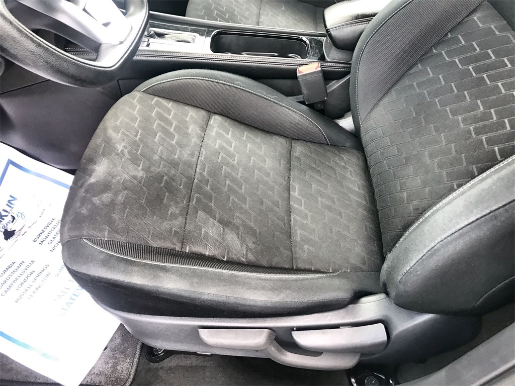 2024 Nissan Kicks SV photo 11