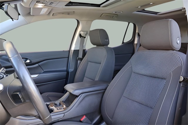 2021 Gmc Acadia SLE photo 3