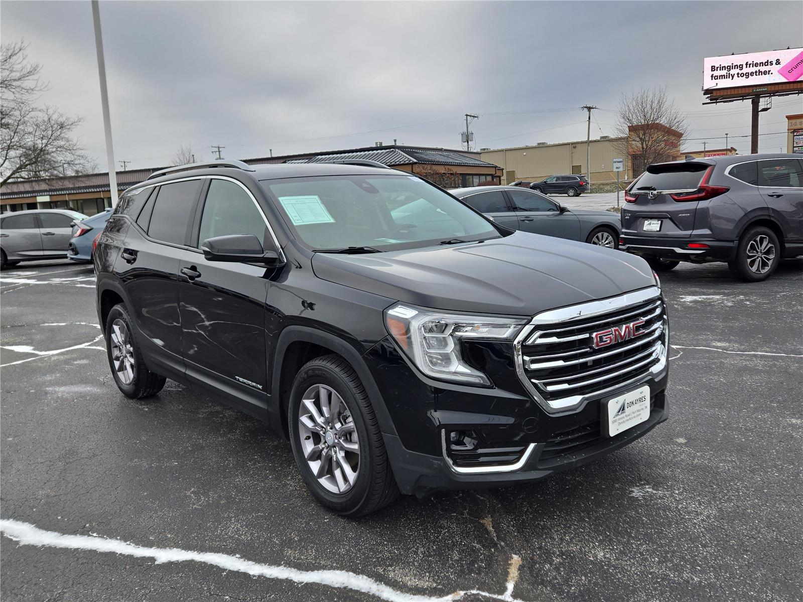 2023 GMC Terrain SLT's photo