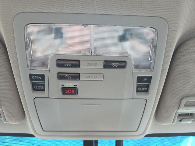 2014 Toyota Avalon Limited photo 30