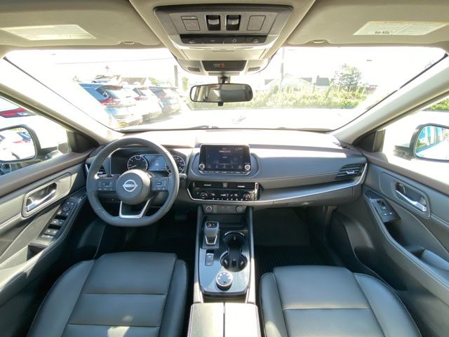 2023 Nissan Rogue SV photo 9