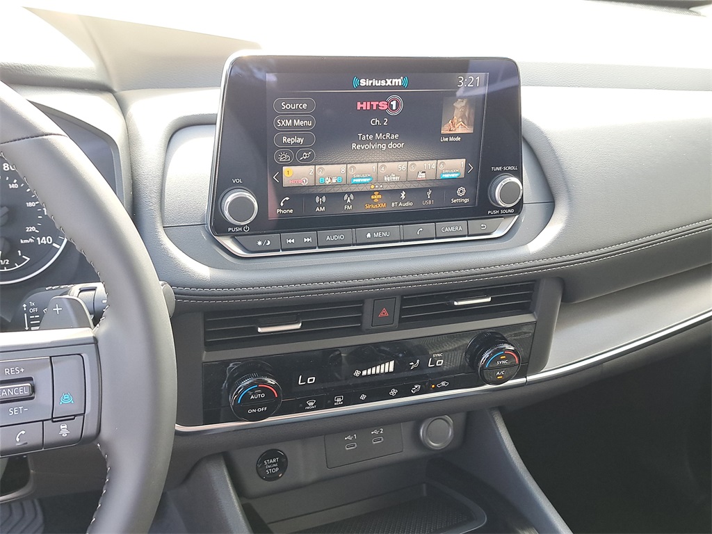 2026 Nissan Rogue SV photo 28