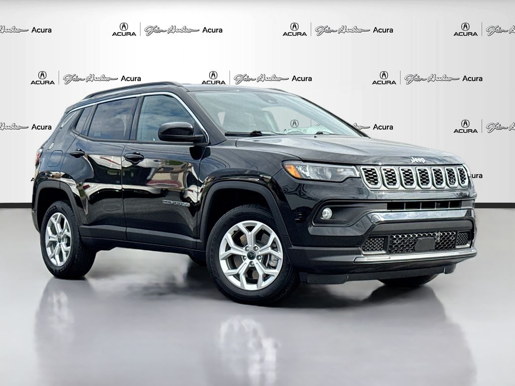 2025 Jeep Compass Latitude's photo