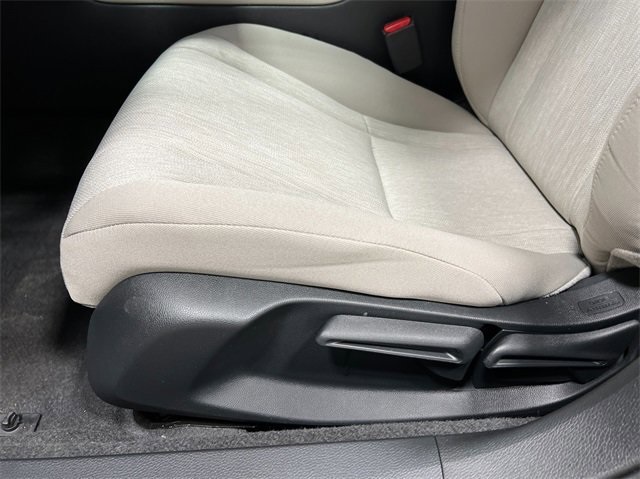 2025 Honda Accord LX photo 4