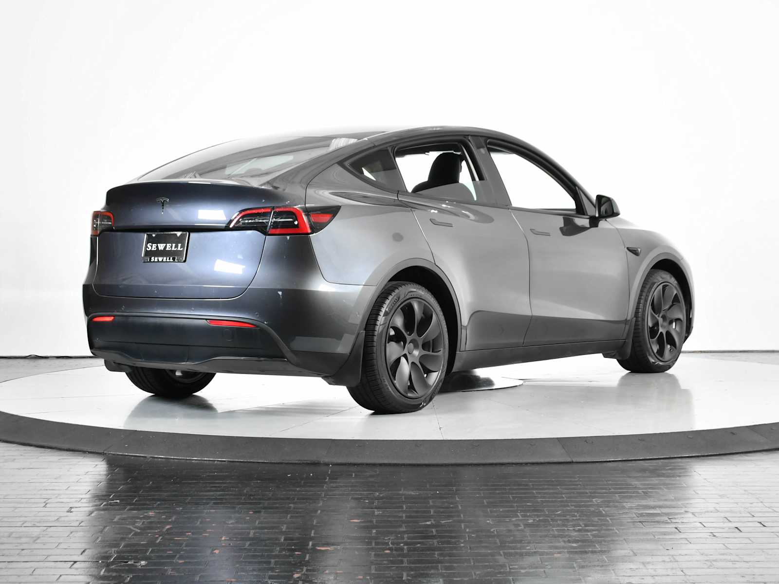 2022 Tesla Model Y Long Range photo 4