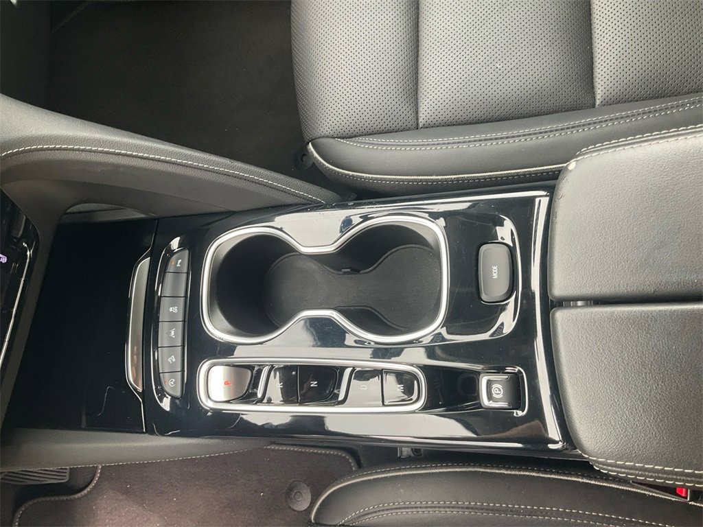 2021 Buick Envision Essence photo 4