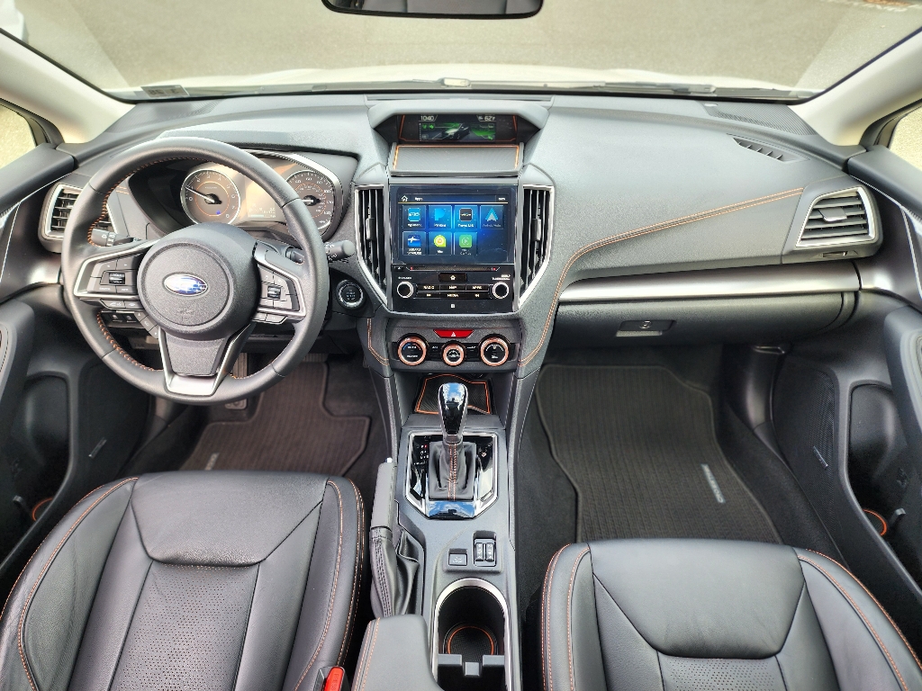 2023 Subaru Crosstrek Limited photo 2