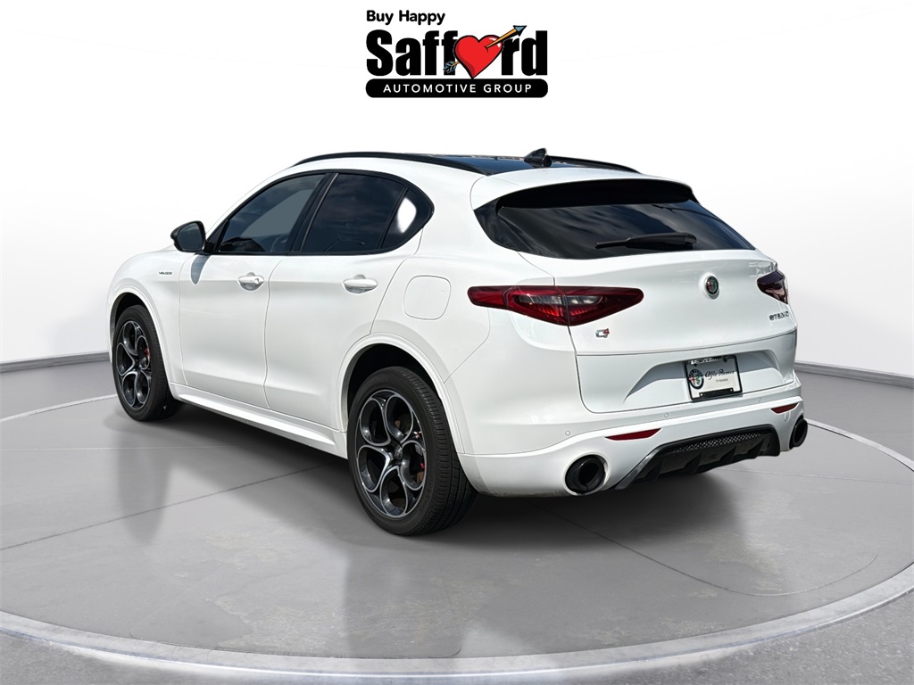 2022 Alfa Romeo Stelvio Ti Sport photo 6