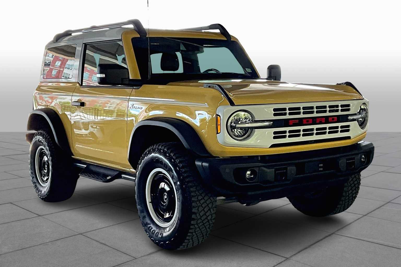 2024 Ford Bronco Heritage Limited First Edition photo 2