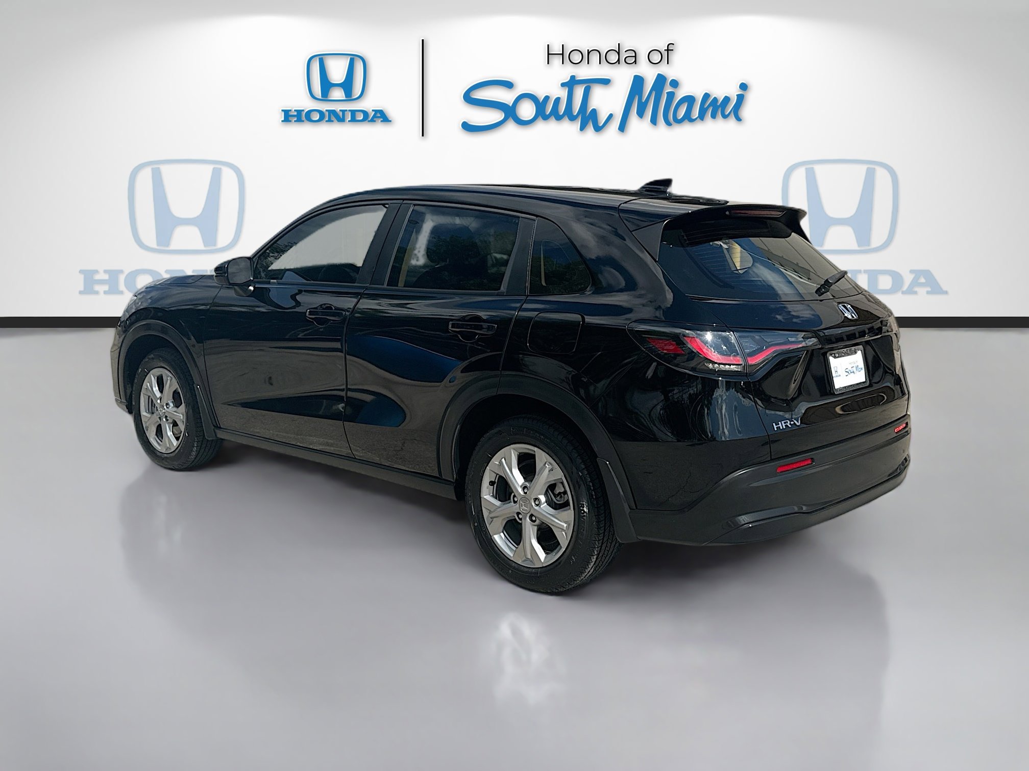 2023 Honda HR-V LX photo 4