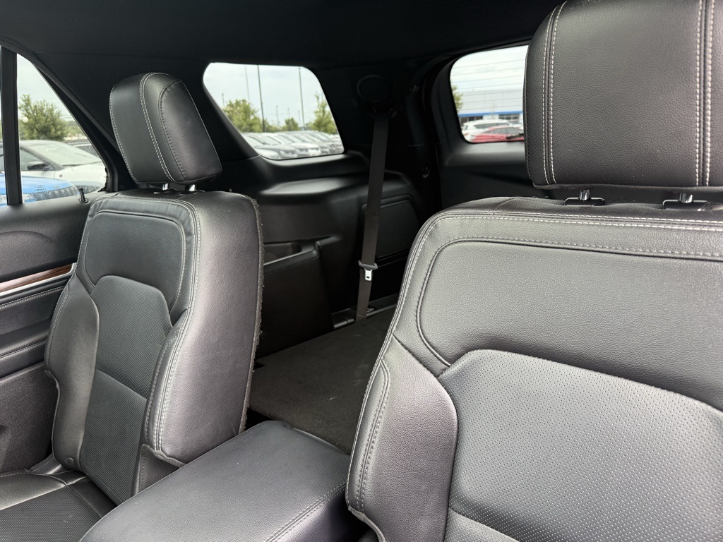 2017 Ford Explorer Limited photo 23