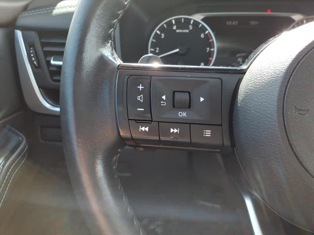 2023 Nissan Rogue SV photo 23