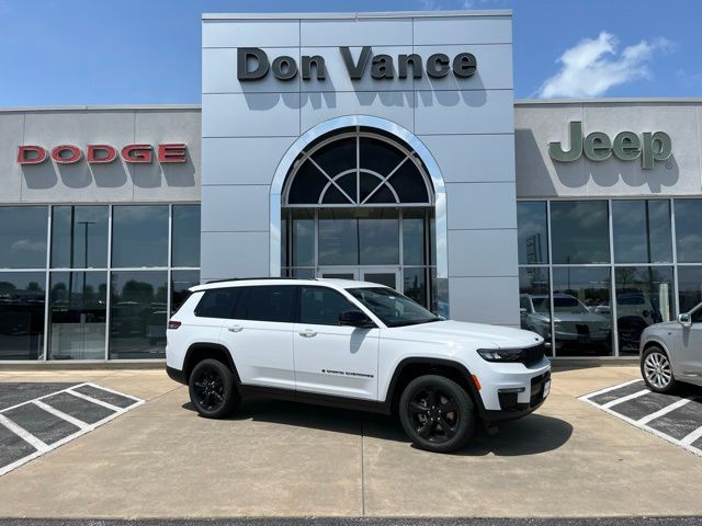 2025 Jeep Grand Cherokee L Limited's photo