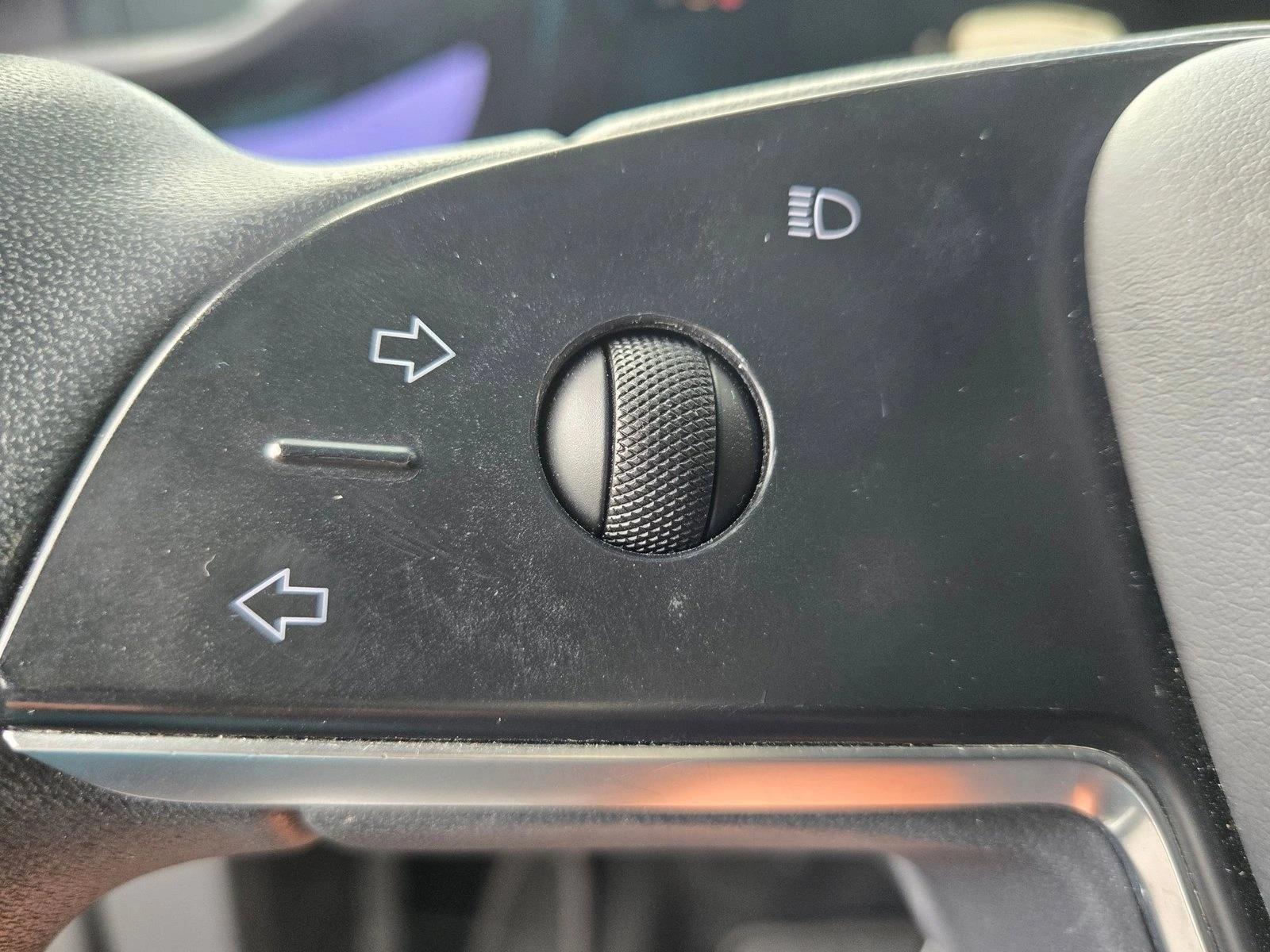 2022 Tesla Model X photo 11
