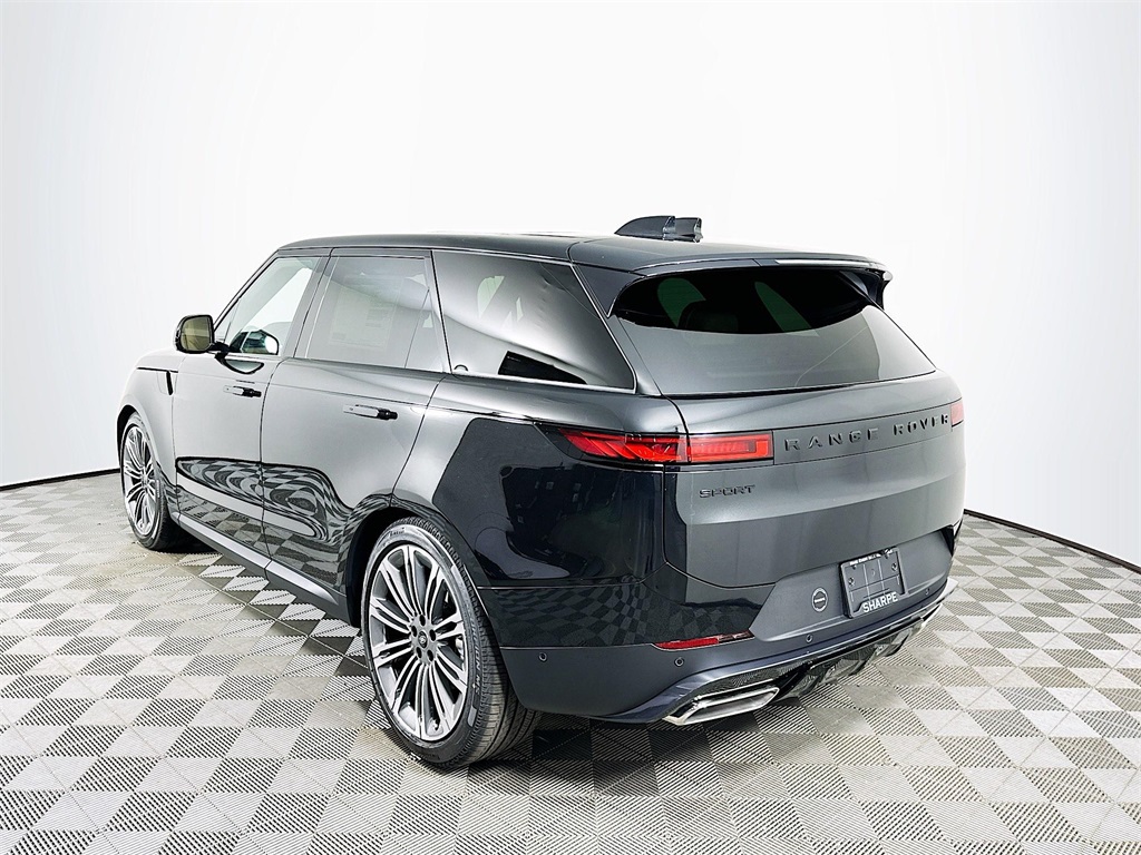 2025 Land Rover Range Rover Sport SE photo 3