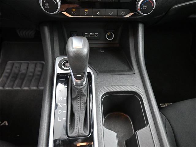 2024 Nissan Sentra SV photo 9