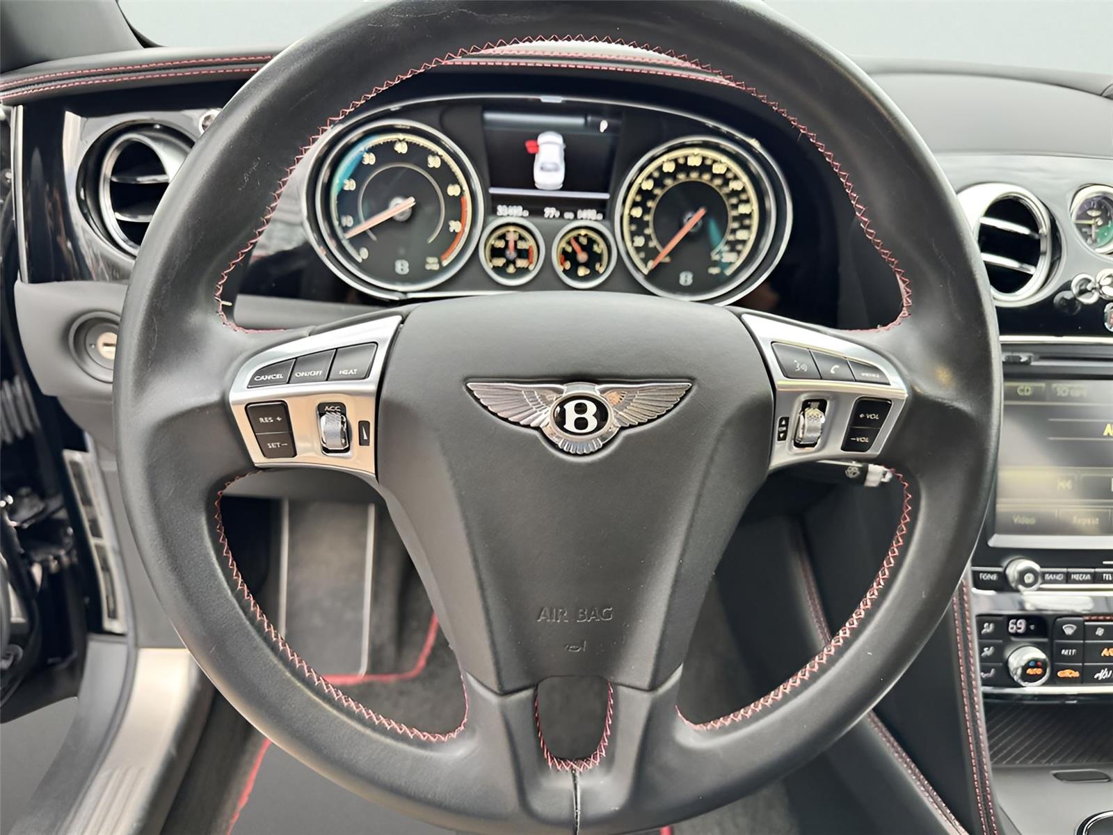 2018 Bentley Flying Spur V8 S photo 39
