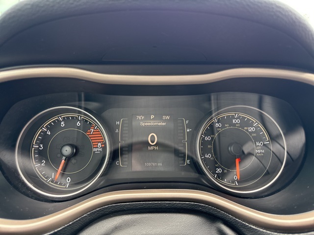 2016 Jeep Cherokee Altitude photo 17