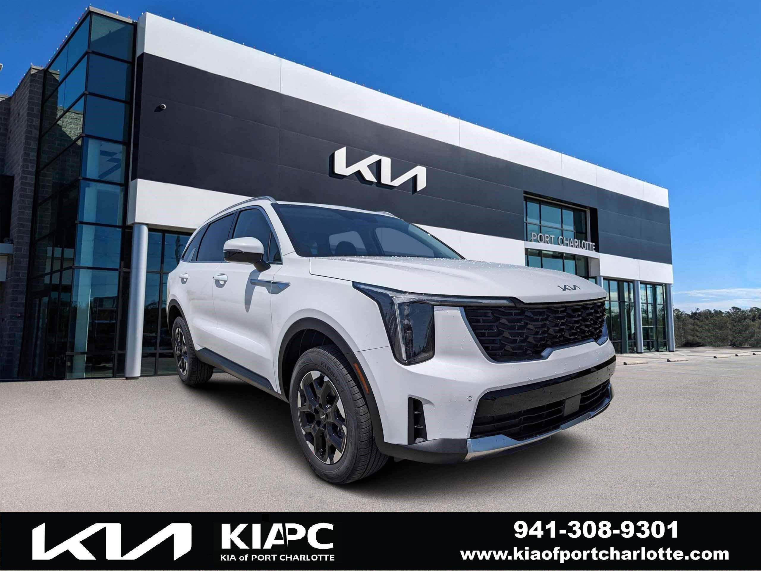 2025 Kia Sorento S's photo