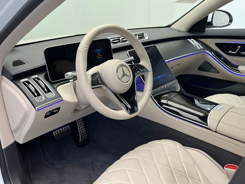 2024 Mercedes Benz S 580 4MATIC photo 4